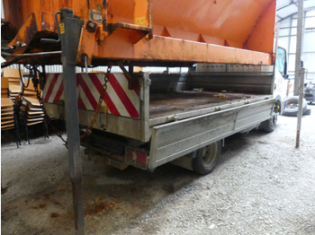 Savivartis sunkvežimis Camionnette tribenne Nissan F241: foto 2