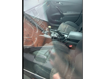 Lengvasis automobilis PEUGEOT