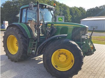 Traktorius JOHN DEERE 6920