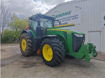 Traktorius JOHN DEERE 8400
