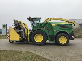 Pašarų kombainas JOHN DEERE 8600