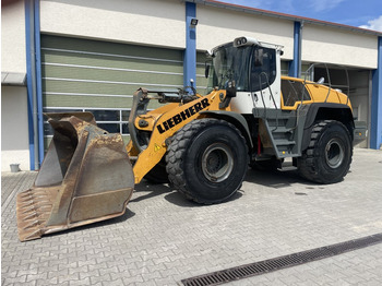 Ratinis krautuvas LIEBHERR L 576