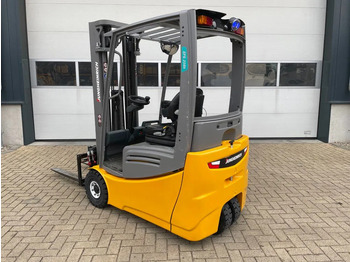 Šakinis krautuvas JUNGHEINRICH EFG