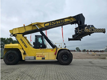 Stelažų krautuvas HYSTER