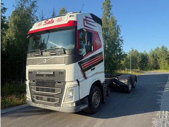 Važiuoklės sunkvežimis VOLVO FH 460