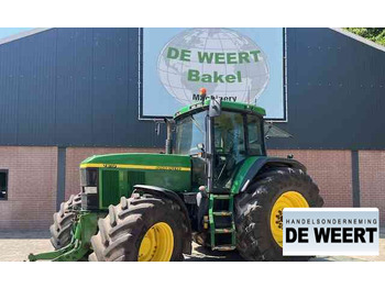 Traktorius JOHN DEERE 7810