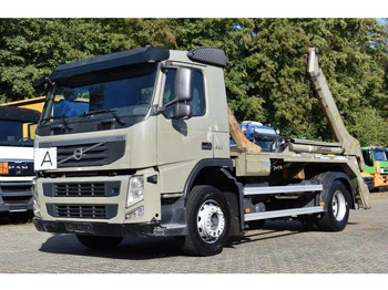 Nuožulnaus pakėlimo ant platformos sunkvežimis VOLVO FM 330