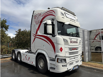 Vilkikas SCANIA R 500