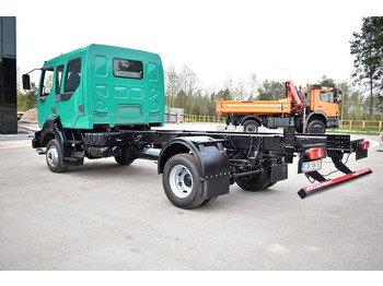 Važiuoklės sunkvežimis Renault MIDLUM 4x4 DOKA DUBEL KABINE CHASSIS: foto 4