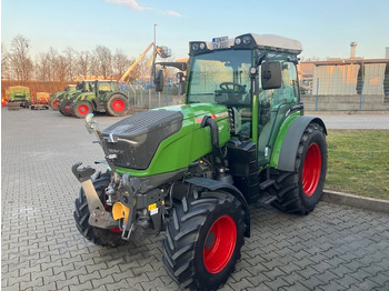 Traktorius FENDT 211 P Vario