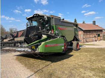 Derliaus nuėmimo kombainas FENDT