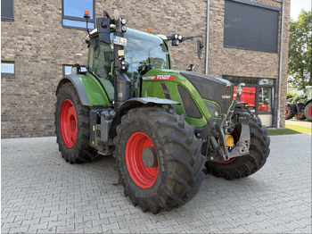 Traktorius FENDT 718 Vario