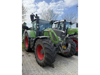 Traktorius FENDT 718 Vario