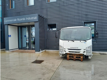 Kabina ir interjeras ISUZU