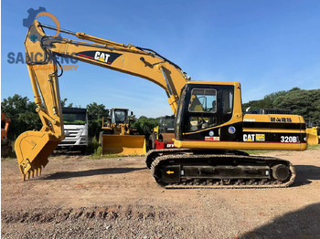 Vikšrinis ekskavatorius CATERPILLAR 320B