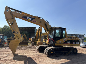 Vikšrinis ekskavatorius CATERPILLAR 320CL