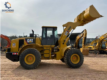 Krautuvas CATERPILLAR 966H