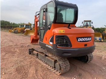 Ekskavatorius DOOSAN DX55: foto 5
