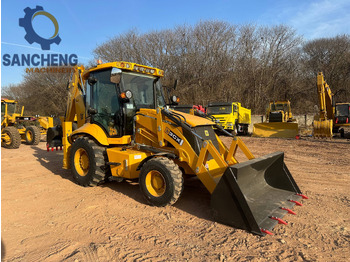 Ekskavatorius-krautuvas JCB 3CX