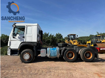 Vilkikas SINOTRUK HOWO Truck Head 371: foto 2 Vilkikas SINOTRUK HOWO Truck Head 371: foto 2