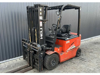 Elektrinis krautuvas HELI