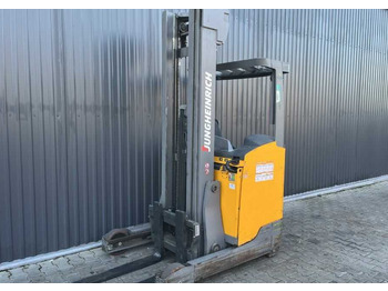 Krautuvas su šakėmis JUNGHEINRICH ETV