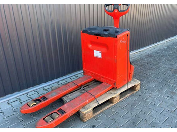 Padėklų krautuvas LINDE T18