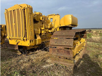 Buldozeris CATERPILLAR D4