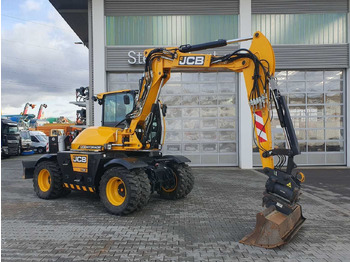 Ratinis ekskavatorius JCB