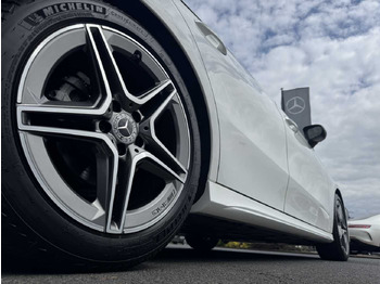 Sedanas Mercedes-Benz A 200d AMG+AHK+Ambiente+RFK+MBUX+LED+IHC: foto 5