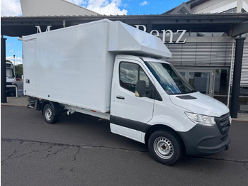 Furgonas su krovinių dėže MERCEDES-BENZ Sprinter 317