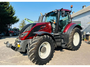 Traktorius VALTRA T174
