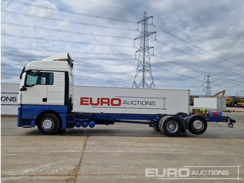 Važiuoklės sunkvežimis 2015 MAN TGX26.440: foto 2