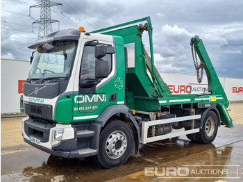 Nuožulnaus pakėlimo ant platformos sunkvežimis VOLVO FL