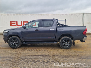 Pikapas 2023 Toyota Hilux: foto 2