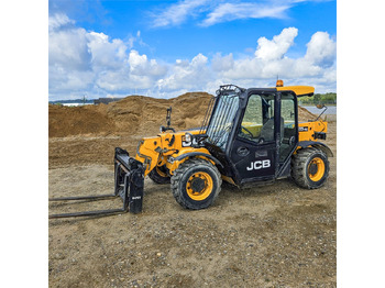 Teleskopinis krautuvas JCB