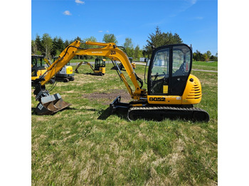 Mini ekskavatorius JCB
