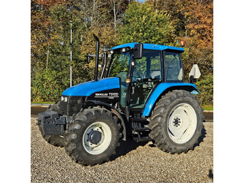 Traktorius NEW HOLLAND TS100