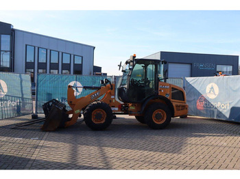 Ratinis krautuvas CASE