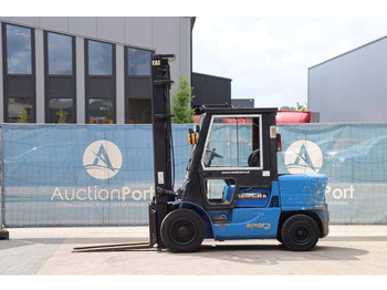 Dyzelinis krautuvas CATERPILLAR DP