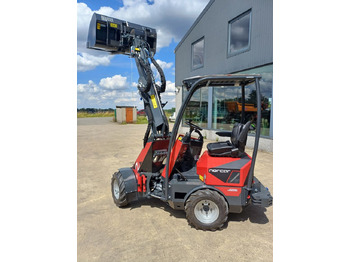 Nauja Ratinis krautuvas Norcar 6226 automotive Power+: foto 3 Nauja Ratinis krautuvas Norcar 6226 automotive Power+: foto 3