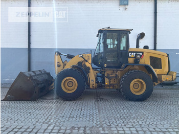 Ratinis krautuvas CATERPILLAR 930M