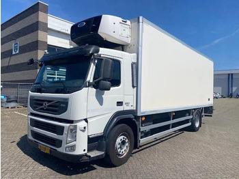 Refrižeratorius sunkvežimis VOLVO FM 330