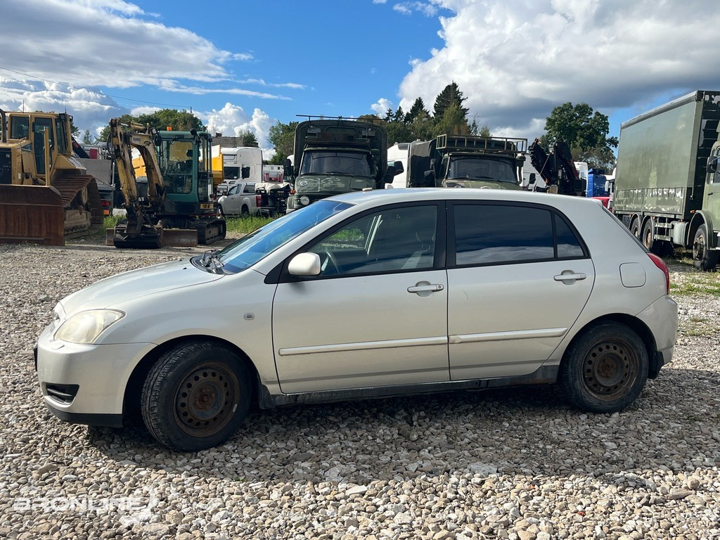 2005 Toyota Corolla 1.6 81kW - Lengvasis automobilis: foto 4 2005 Toyota Corolla 1.6 81kW - Lengvasis automobilis: foto 4