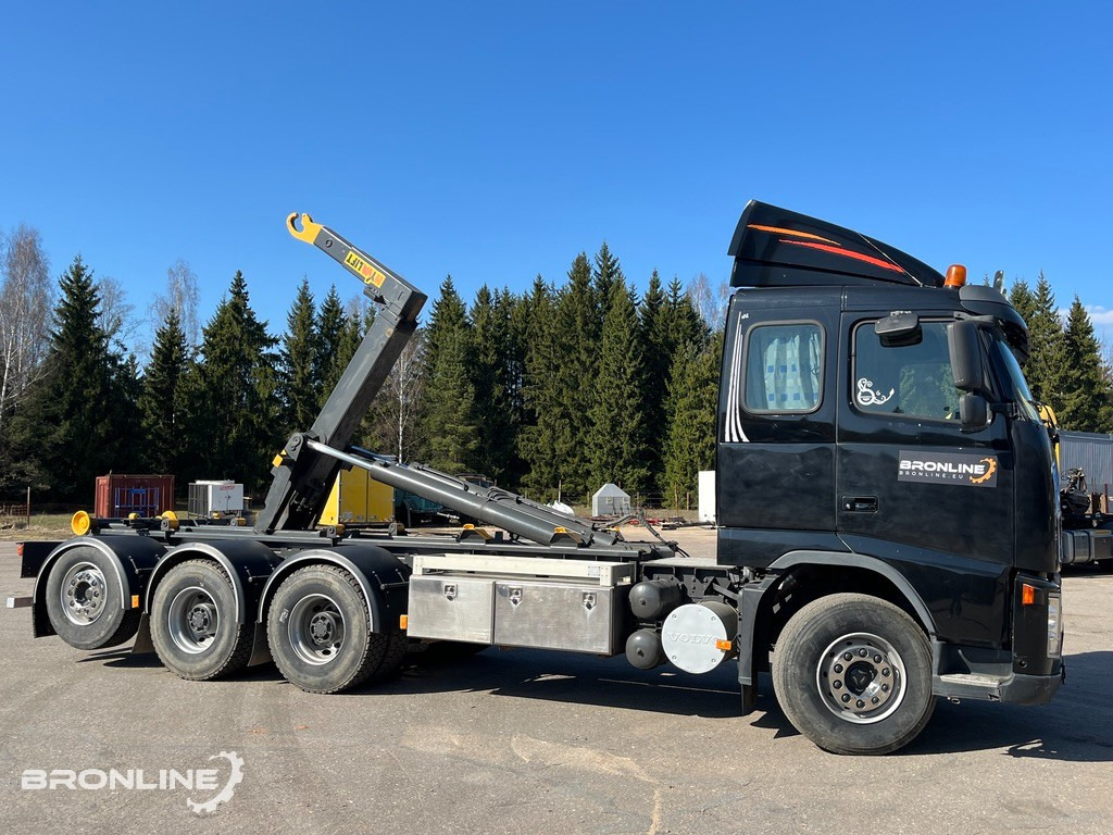 2005 Volvo FH12 8x4 + konkslift 26t - Hook-lift sunkvežimis: foto 4 2005 Volvo FH12 8x4 + konkslift 26t - Hook-lift sunkvežimis: foto 4