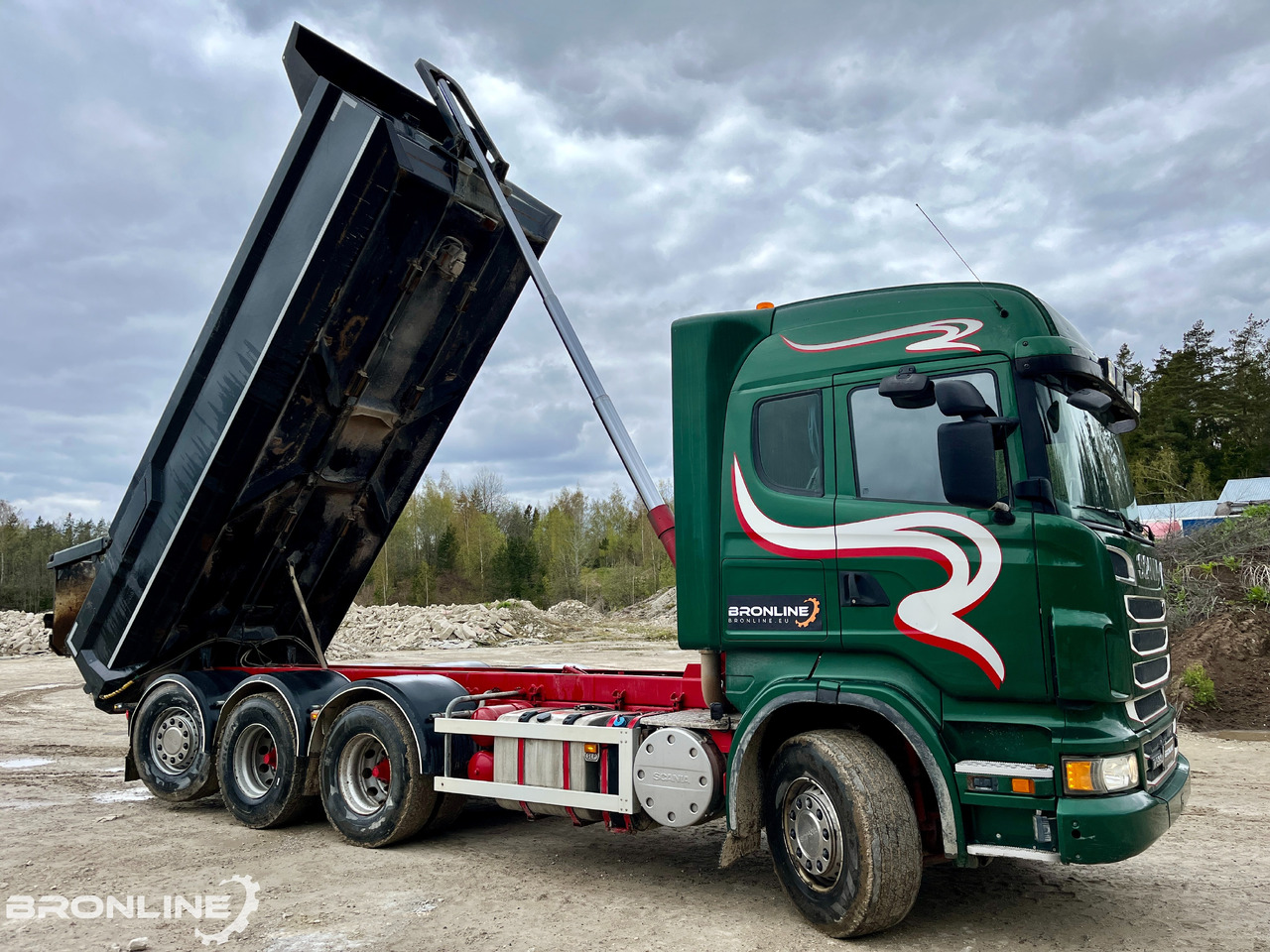 2013 V8 SCANIA R560 8X4 Tipper/Kallur/Retarder - Savivartis sunkvežimis: foto 4 2013 V8 SCANIA R560 8X4 Tipper/Kallur/Retarder - Savivartis sunkvežimis: foto 4