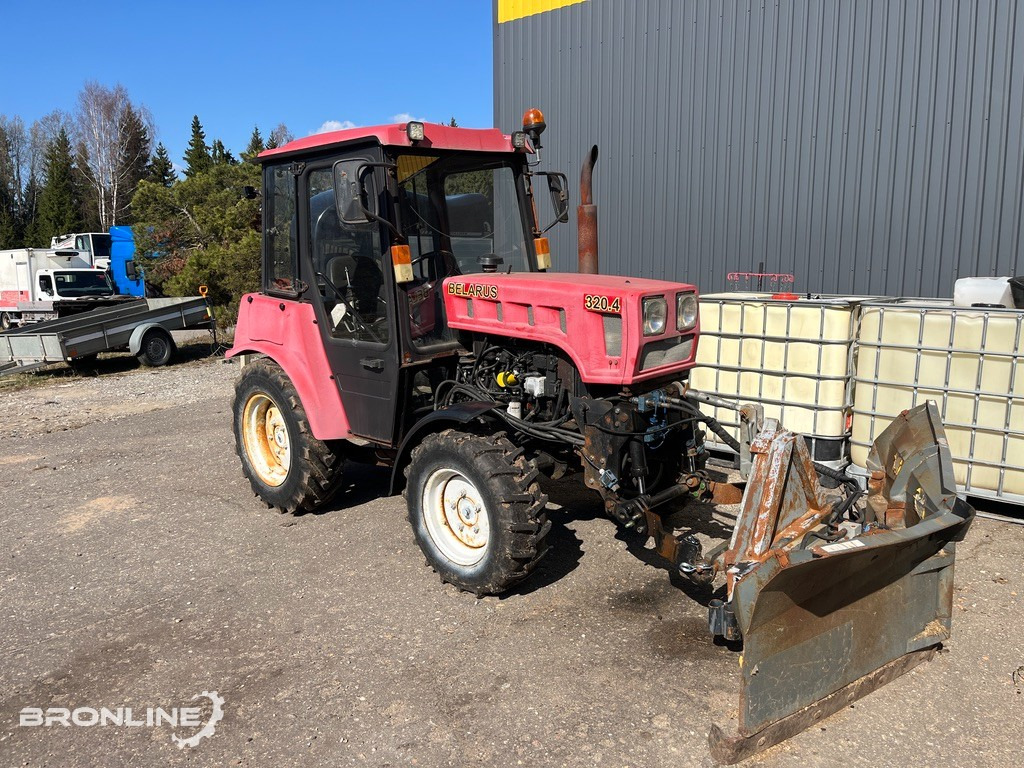 2016 Belarus 320.4 Tractor + Snow plow - Traktorius, Sniego peilis: foto 2 2016 Belarus 320.4 Tractor + Snow plow - Traktorius, Sniego peilis: foto 2