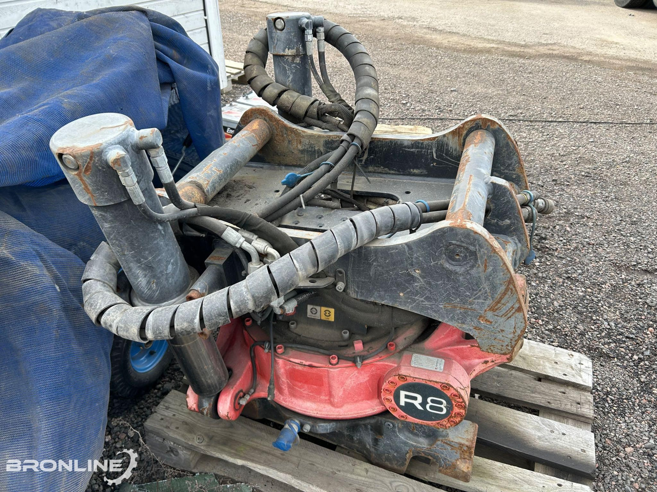 Rototilt R8 tiltrotator S70 - Rototiltas: foto 5 Rototilt R8 tiltrotator S70 - Rototiltas: foto 5