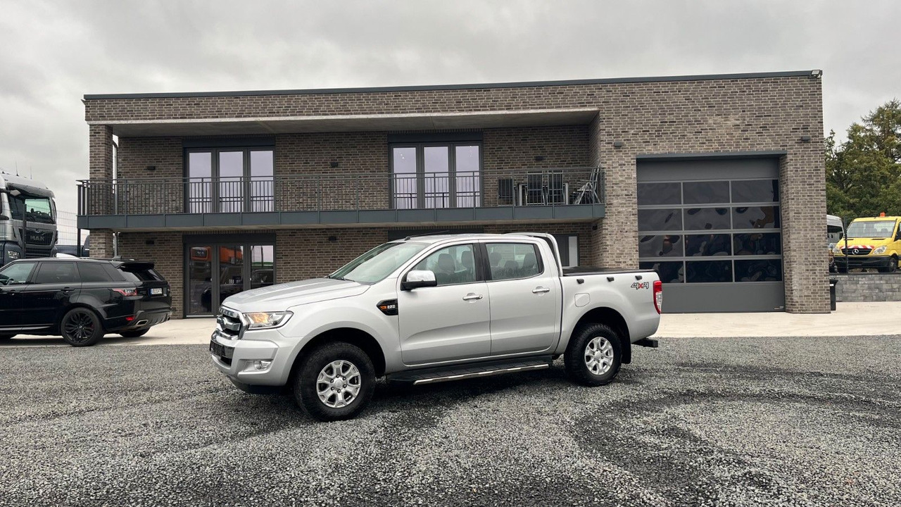 Ford Ranger XLT Doppelkabine 4x4 - Visureigis: foto 1 Ford Ranger XLT Doppelkabine 4x4 - Visureigis: foto 1