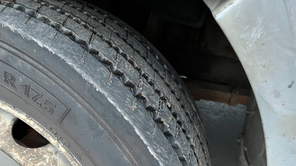 Bortinis automobilis Iveco Eurocargo ML 80E18 Pritsche Iveco Eurocargo ML 80E18 Pritsche: foto 11 Bortinis automobilis Iveco Eurocargo ML 80E18 Pritsche Iveco Eurocargo ML 80E18 Pritsche: foto 11